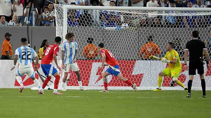 Así ven en Argentina a la "Roja" de Gareca y la sincera reflexión por la ausencia de Alexis Sánchez y Claudio Bravo