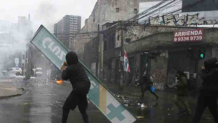 ¿Es el 4 de septiembre una nueva fecha violenta?: Dos años seguidos de ataques a Carabineros genera preocupación