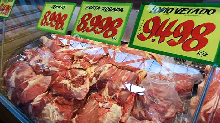 Minsal lanza Plan Nacional de Fiscalización por Fiestas Patrias con el decomiso de 9 mil kilos de carne y 150 sumarios