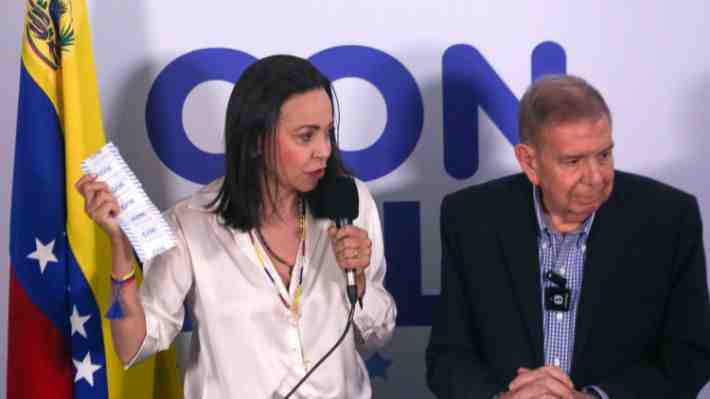 Machado dice que salida de González de Venezuela fue para "preservar su libertad y su vida"