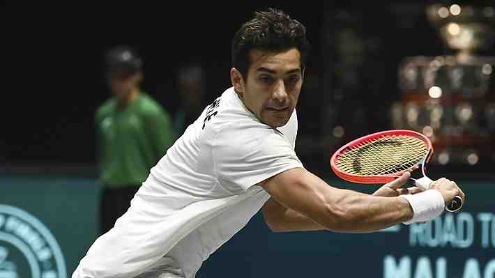 Cristian Garin dio pelea, pero cayó en un estrecho duelo ante Reilly Opelka y Chile empezó abajo ante Estados Unidos en la Copa Davis