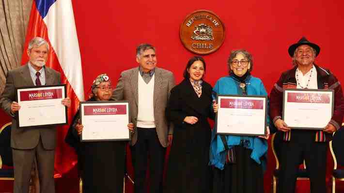 Un gestor cultural, una payadora, un periodista y un alfarera son reconocidos con el Premio Margot Loyola Palacios 2024