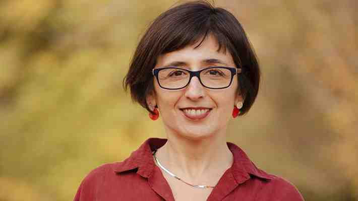 Retorno de exlautarista a la educación pública genera críticas: Andrea Osorio fue nombrada como directora SLEP de Tamarugal