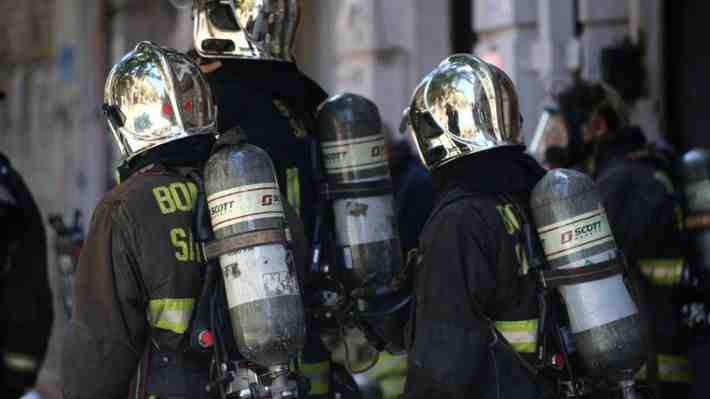 Bomberos activó operativo en hospital Van Buren por sospechas de amoníaco en paciente