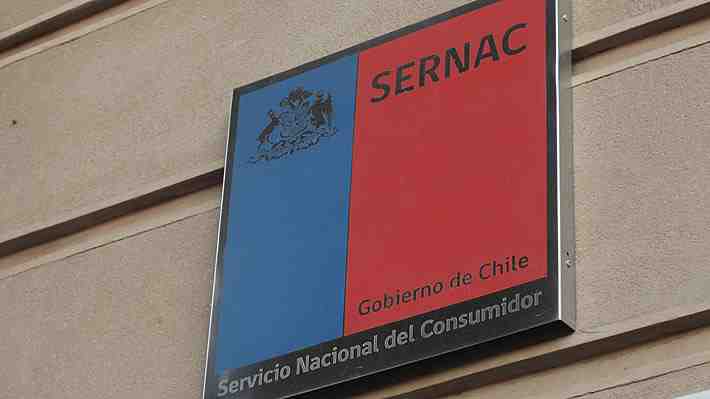 Usuarios denuncian caída de cabello y cambios capilares: Sernac oficia a marca de shampoo