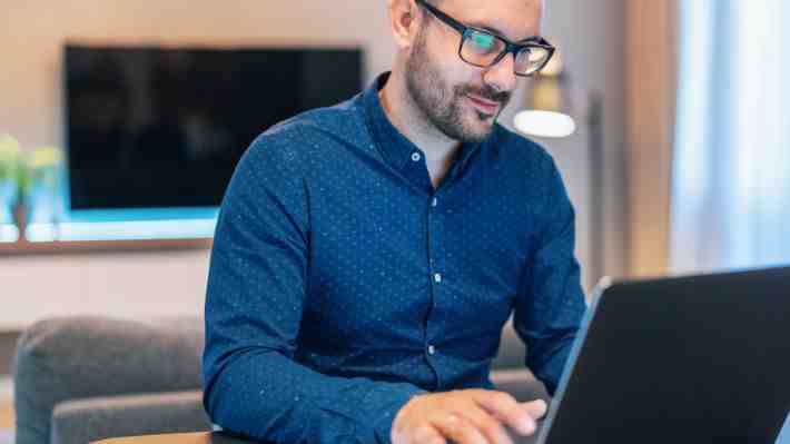 ¿Se termina la era del home office? Gigantes como Amazon exigen a sus colaboradores volver al trabajo presencial