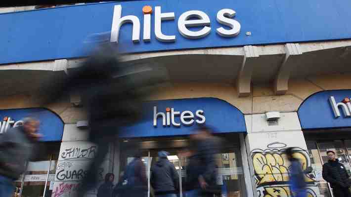 Profundos cambios en Hites: Histórico presidente deja el cargo y ex CEO de Easy llega a la gerencia general