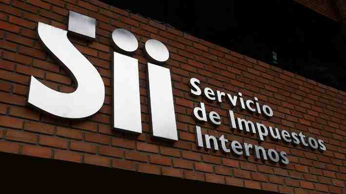 Movimientos en el SII: Etcheberry ajusta el equipo directivo y solicita la renuncia de dos altos cargos