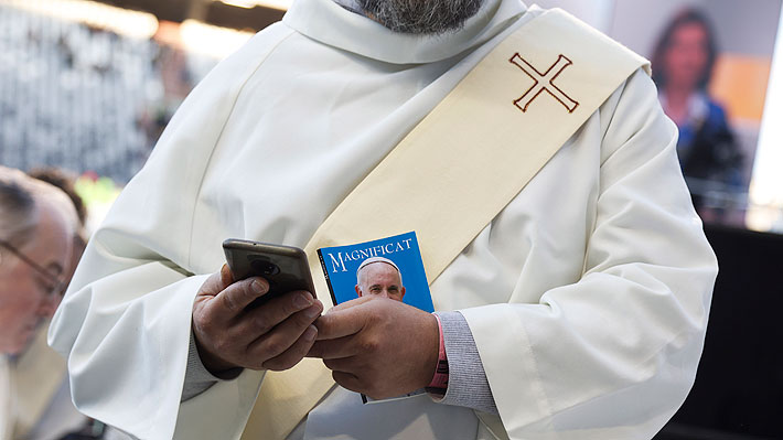 Sexo, drogas y religión: La cita que concluyó con un sacerdote muerto y otro detenido en Bélgica