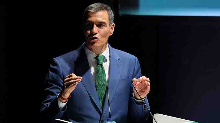 Pedro Sánchez ofrece disculpas por caso de corrupción que involucra a ex ministro y principal asesor suyo
