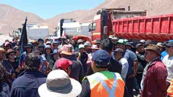 Llamados de Bolivia a Boric y petición de estado de catástrofe: Paralización de minera genera caos en Arica