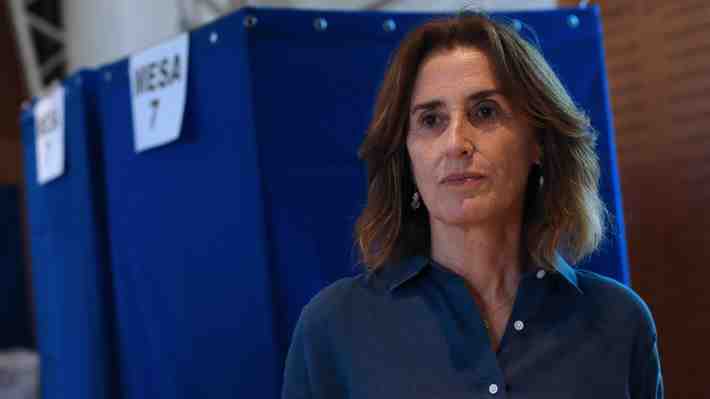 "Estoy tranquila": Cubillos confía en que polémica por sueldo no afectará votación en Las Condes