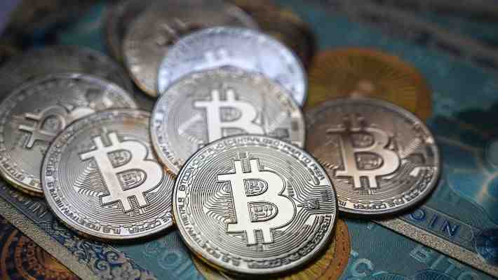 Tras elección de Trump: Bitcoin sigue subiendo y su precio supera los 80 mil dólares por primera vez en la historia
