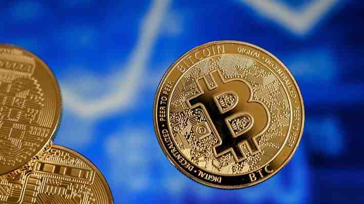 Efecto Trump: Bitcoin sigue pulverizando récords y supera los US$82 mil por primera vez en su historia