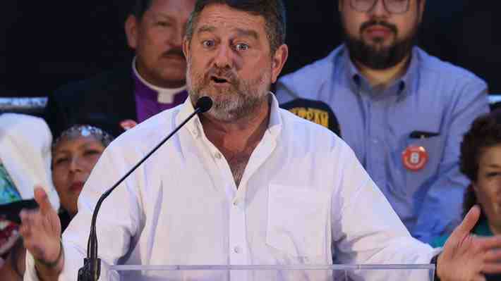 Claudio Orrego defiende sus anuncios junto a alcaldes de centroderecha:  "Yo trabajo con todos"