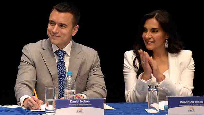 Crisis política en Ecuador: Noboa designa vicepresidenta interina tras suspender a la titular