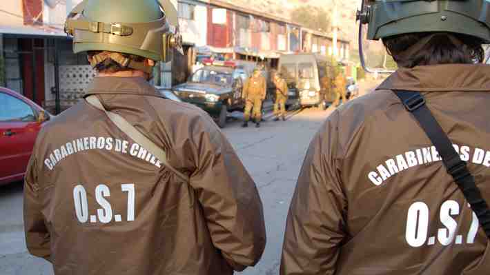 Detienen y dan de baja a seis carabineros en San Felipe: Son investigados por tráfico de drogas
