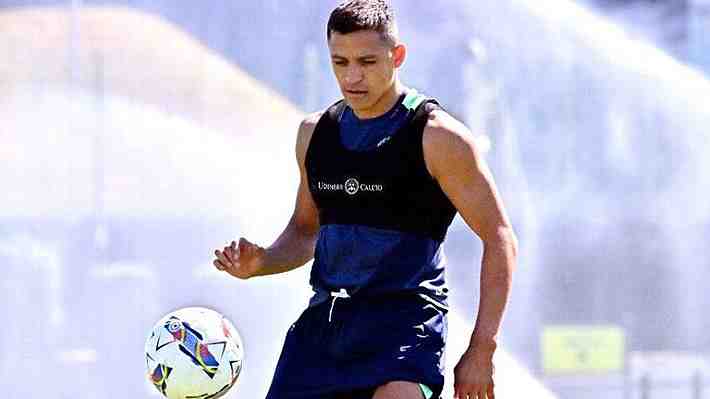 Entrenador del Udinese entrega esperanzadora noticia sobre el futuro de Alexis Sánchez