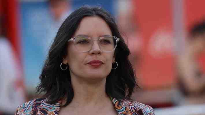 Críticas de la oposición y nueva citación: Las reacciones tras excusa de Vallejo para no asistir a comisión del caso Monsalve