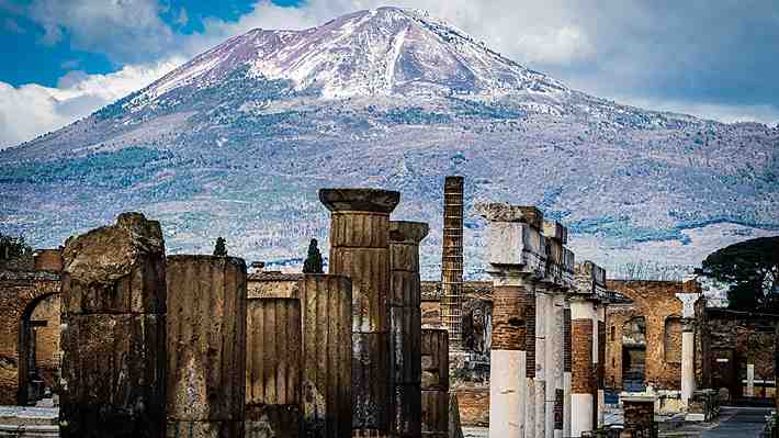 Debate sobre fecha de erupción del Vesubio continúa: Estudio dice que la registrada por Plinio el Joven no se puede descartar