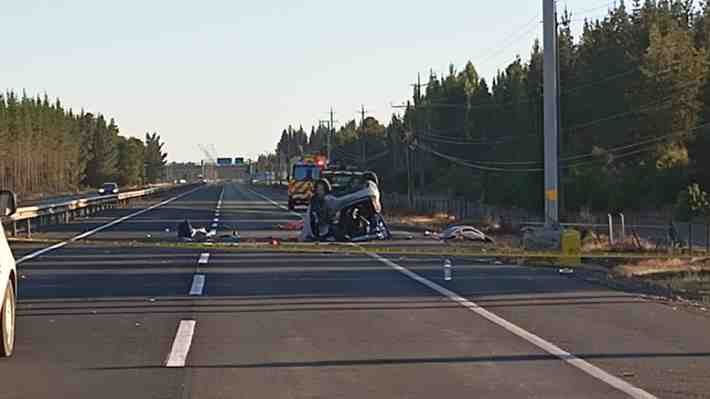 Fatal accidente en Cabrero: Vehículo se vuelca en la Ruta 5 Sur y deja cinco personas fallecidas