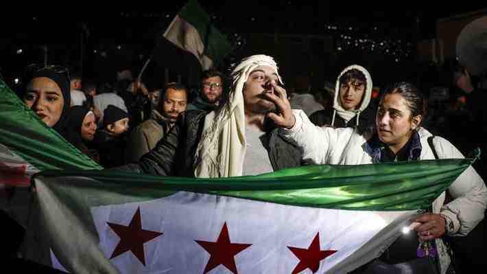 A una semana de la caída de Al Assad, Rusia comienza a evacuar parte de su personal diplomático en Siria