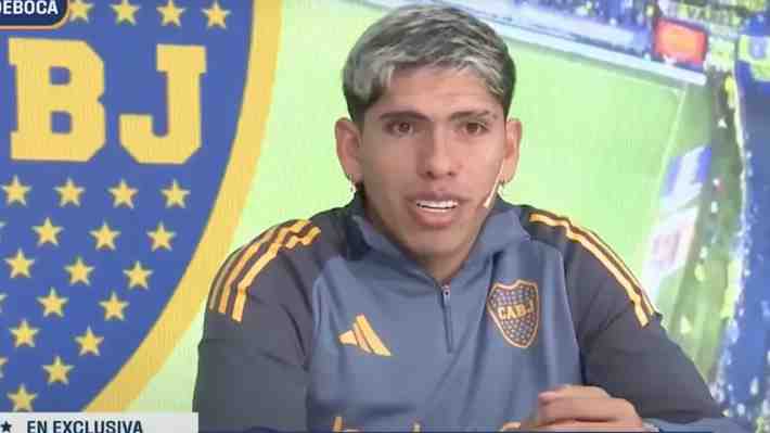 ¿Y Colo Colo? La frase de Carlos Palacios que resuena en Boca y que le costó cuestionamientos