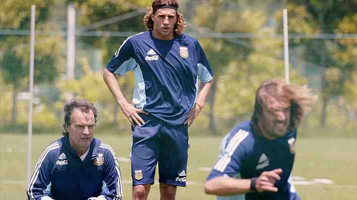 "Nunca se supo": Hernán Crespo, histórico de Argentina, desclasifica desconocido y controversial episodio con Marcelo Bielsa