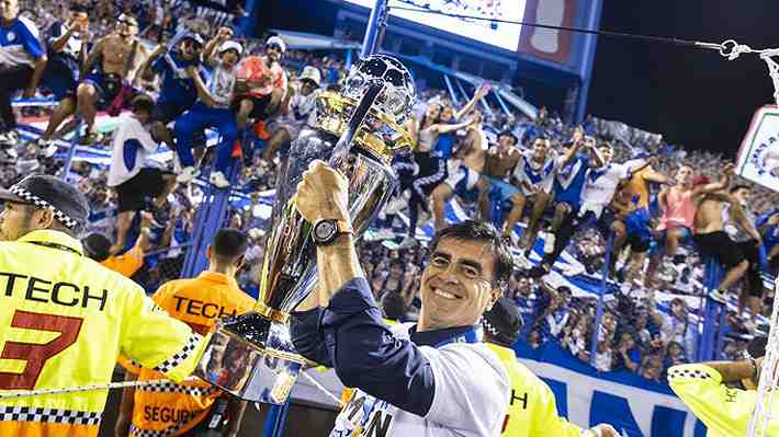El particular motivo por el que Gustavo Quinteros no dirigirá la final de Vélez con Estudiantes