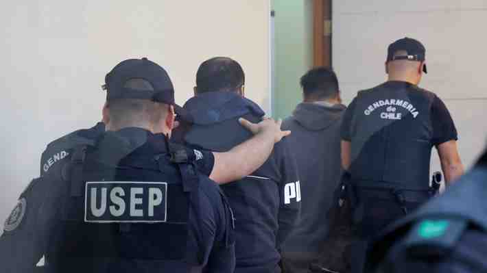 "Una burla": Polémica causa depósito de $100 mil de exbombero imputado por megaincendio en Valparaíso como "reparación"