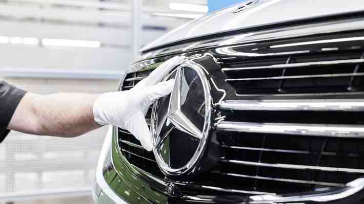 Operaba desde 1796: Quiebra del fabricante de la estrella de Mercedes refleja la dura crisis automotriz en Europa