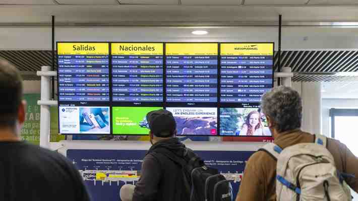 Concesionaria y "crisis" en aeropuerto: "Estamos ocupados en evitar esperas prolongadas y filas extensas"