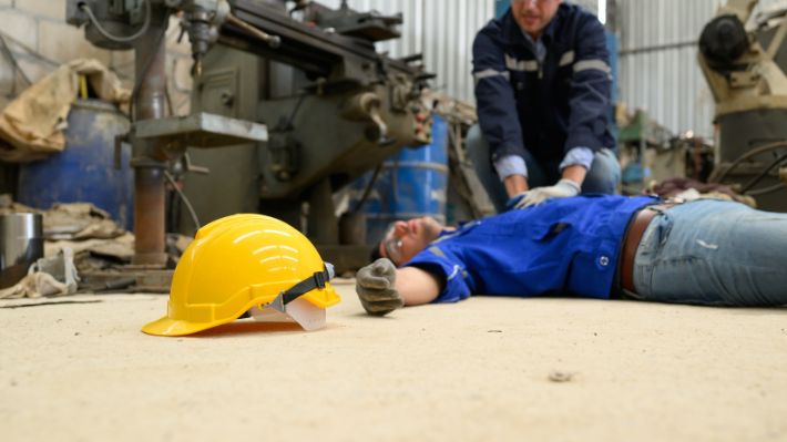 ¿Cómo prevenir riesgos laborales en épocas en que se dispara el consumo de sustancias? Alerta ante alcohol y drogas