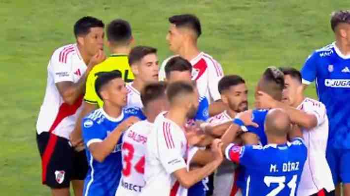 Mira la furiosa reacción de Leandro Fernández que le costó la expulsión ante River Plate