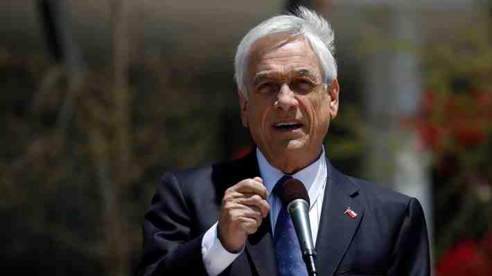 Ex ministros resaltan figura de Piñera y Chadwick dice que estatua para el ex Presidente "es de justicia"