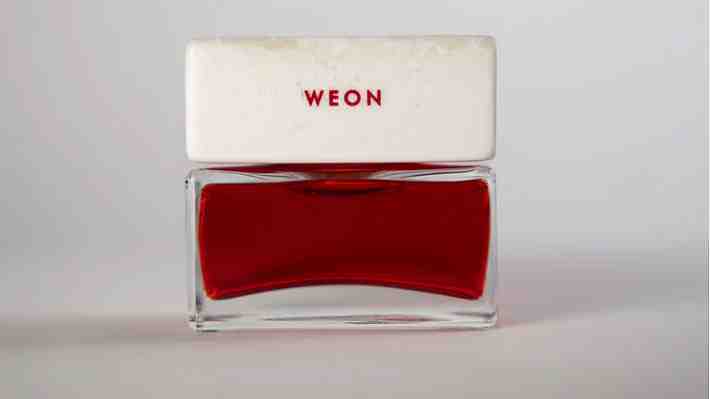 "WEON", el perfume italiano que está inspirado en Chile y que busca simular los aromas del Desierto de Atacama