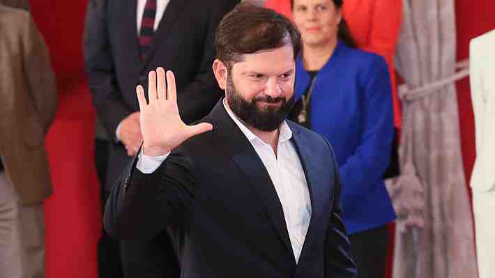 Boric pide a Tohá darle continuidad a la coalición, pero llama a primarias para su sector