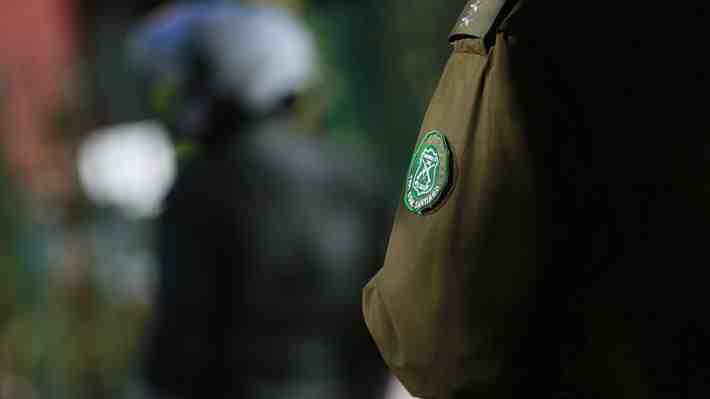 Carabinero es atropellado por conductor que evadió control en Estación Central: Sujeto fue baleado y está grave