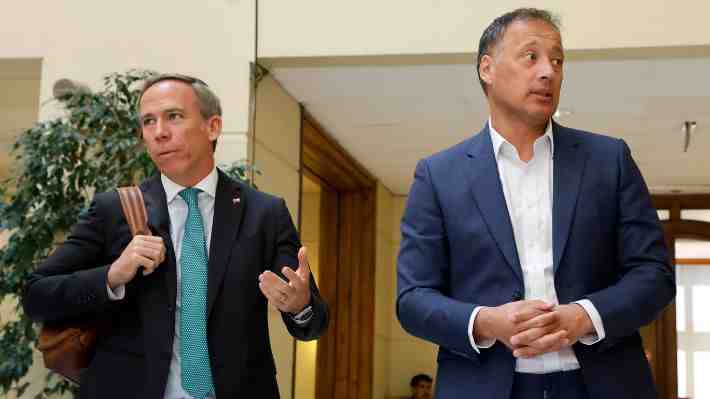 Alessandri (UDI) o Castro (RN): Chile Vamos aún no decide su candidato para presidir la Cámara de Diputados