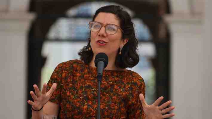 Gobierno dice estar "dilucidando" si suspensión del alza arancelaria de Trump incorpora a Chile
