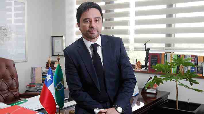 RN se reúne con Carter y ex alcalde dice que "todo indica que no van a haber primarias"