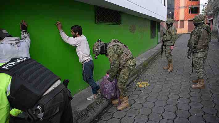 Ad portas del balotaje presidencial: Radiografía de las bandas narco que siembran el terror en Ecuador
