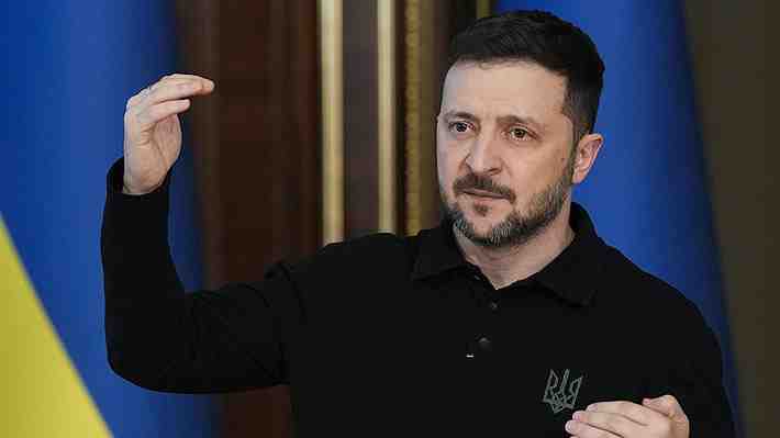 Zelenski denuncia que Rusia continúa con sus ataques a Ucrania pese a la tregua de Pascua declarada por Putin