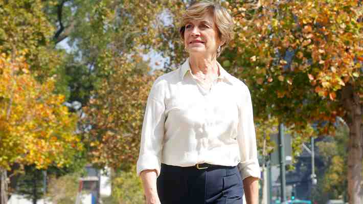 Matthei dice que "lo responsable" es competir en primera vuelta y anuncia que en los próximos días presentará sus equipos