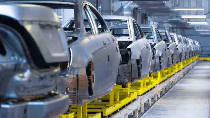 Gigante automotriz chino avanza en la compra de dos plantas de VW en Alemania