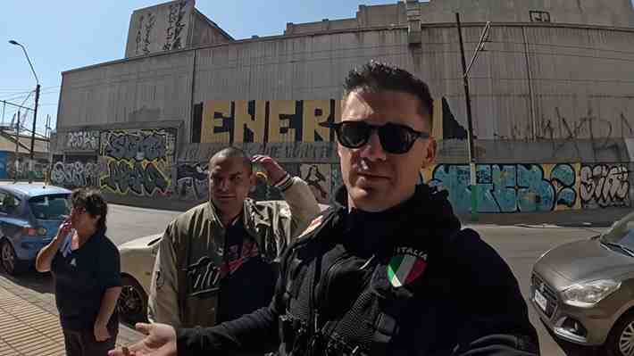 Youtuber italiano muestra que delincuencia azota Valparaíso en sus cerros y su zona patrimonial