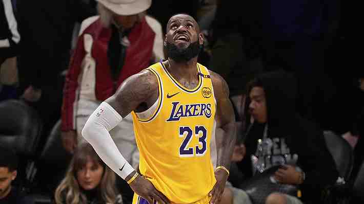Golpe en los playoffs de la NBA: Los Angeles Lakers quedan eliminados y LeBron James especula con su retiro