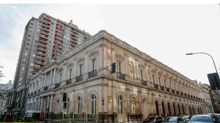 "Prácticas de Culo": Ministerio de Culturas dice que cuestionado taller no recibe financiamiento de la cartera
