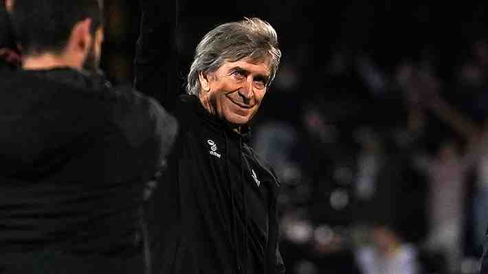 "Corrigió", "memorable": Prensa elogia a Pellegrini, aunque también hablan de la "apuesta que no salió bien" tras sufrido triunfo del Betis