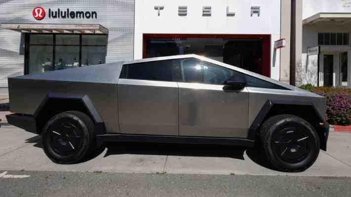 De promesa a problema: El Tesla Cybertruck se deprecia a una velocidad récord